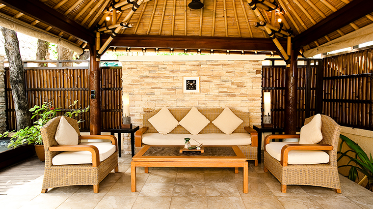 banyan tree vabbinfaru outdoor living area