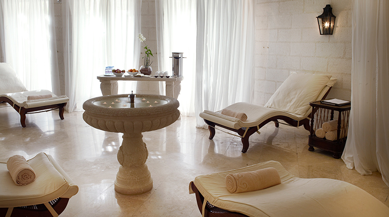 Barbados Spa relaxation room