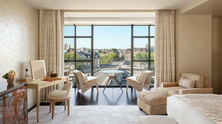 cheval blanc paris suite notre dame1