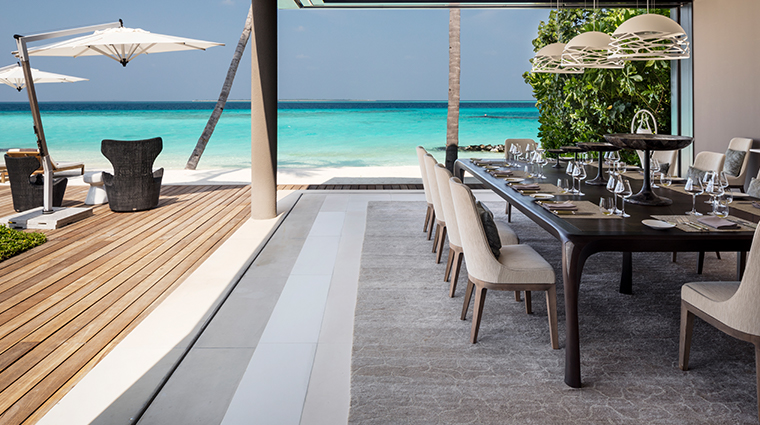 cheval blanc randheli private island dining room