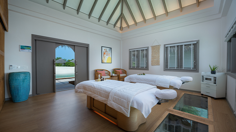 cora cora maldives MOKSHA treatment room 2