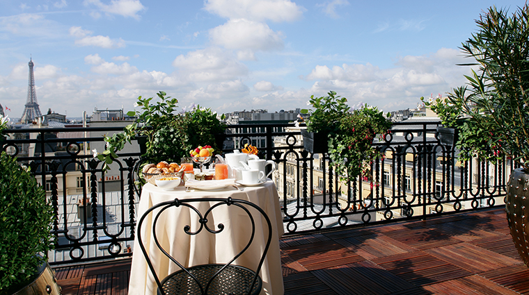 hotel balzac royal suite breakfast terrace