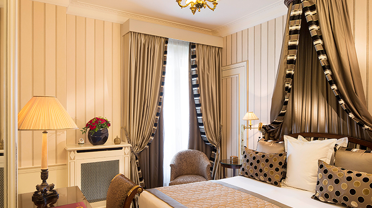 hotel napoleon paris classic room