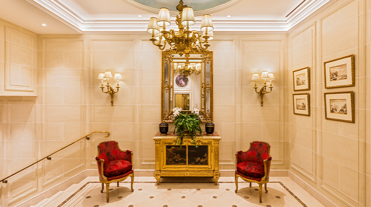 hotel san regis paris lobby