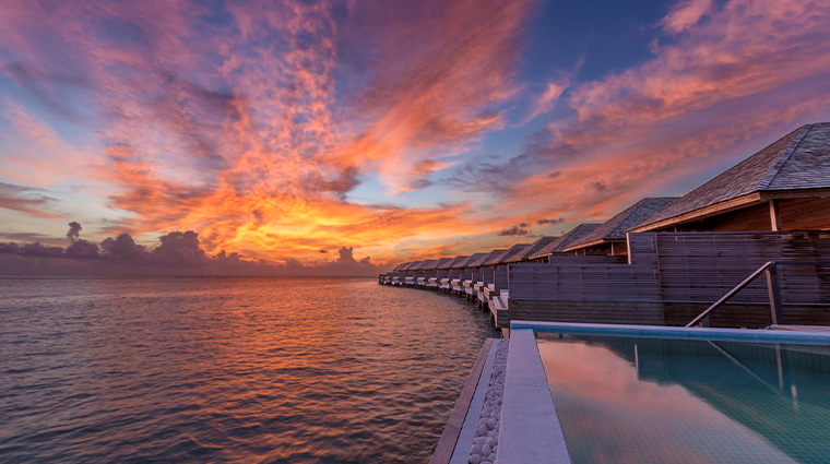 hurawalhi island resort Ocean Pool Villa Exterior2