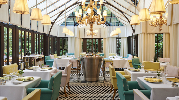 le royal monceau raffles paris Restaurant Il Carpaccio2023