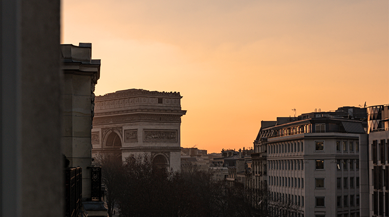 le royal monceau raffles paris sunset2023