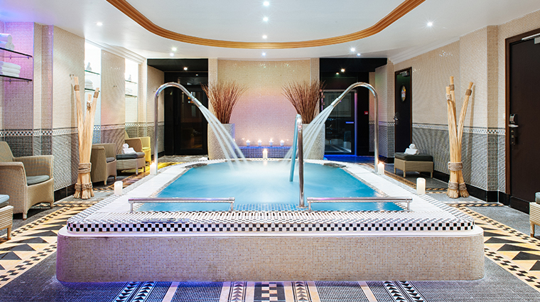 lhotel du collectionneur Jacuzzi