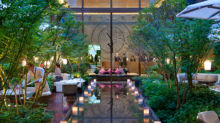 mandarin oriental paris lobby garden