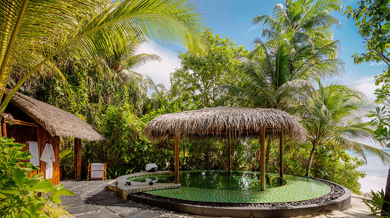 oneonly reethi rah spa pool