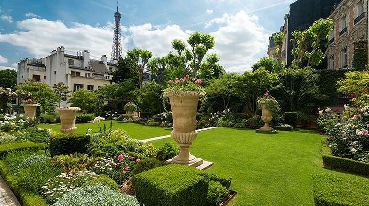 shangri la hotel paris garden