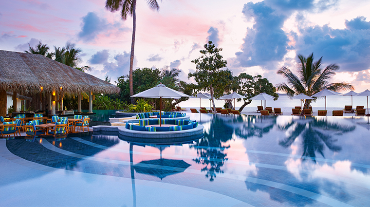 six senses laamu swimming pool