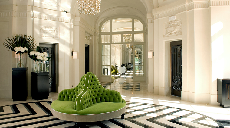 waldorf astoria versailles trianon palace lobby